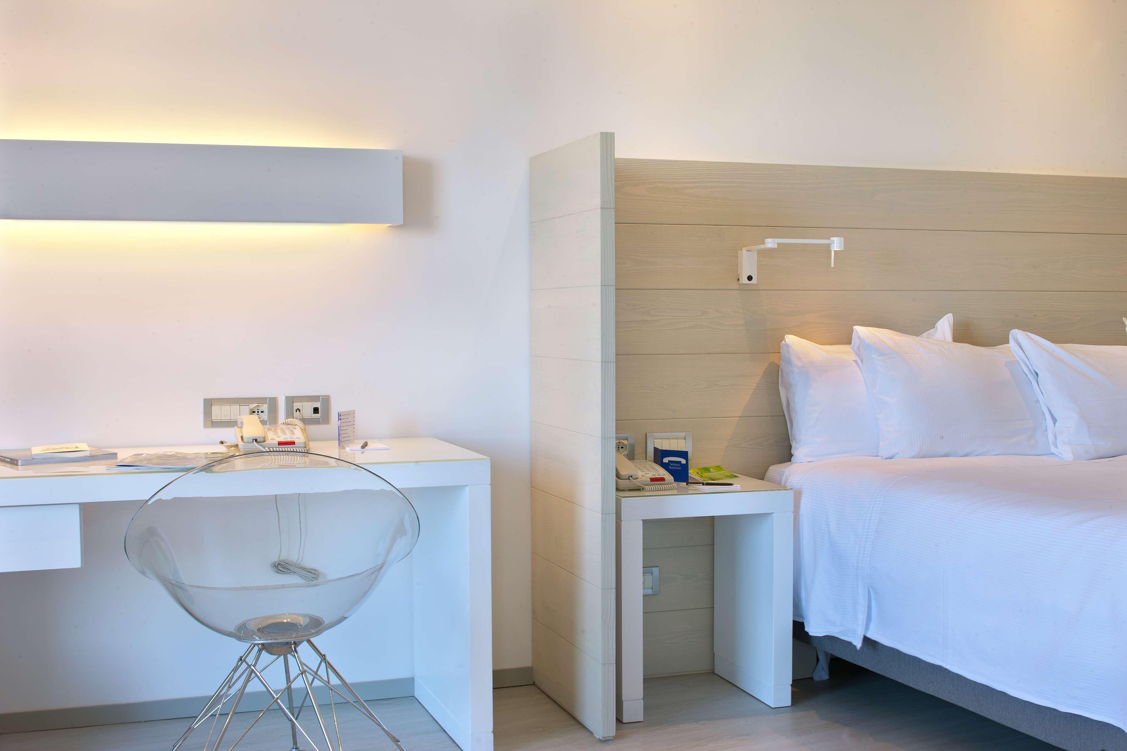 Hilton Palace Hotel 4*