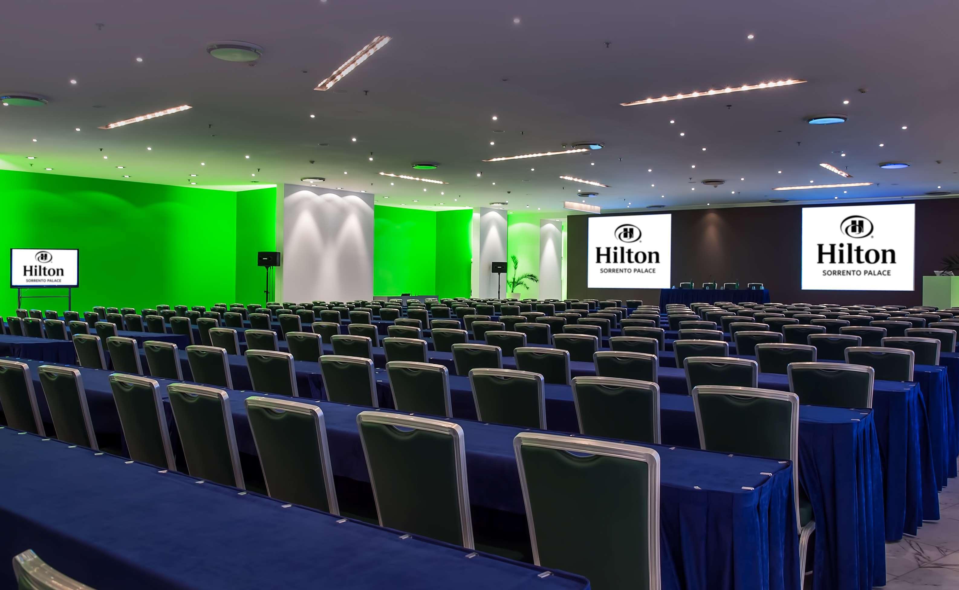 Hilton Palace Hotel 4*